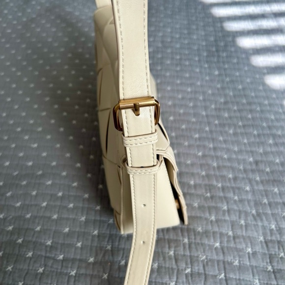 Rachel Zoe Cream Quilted Shoulder Bag - Picture 5 of 9